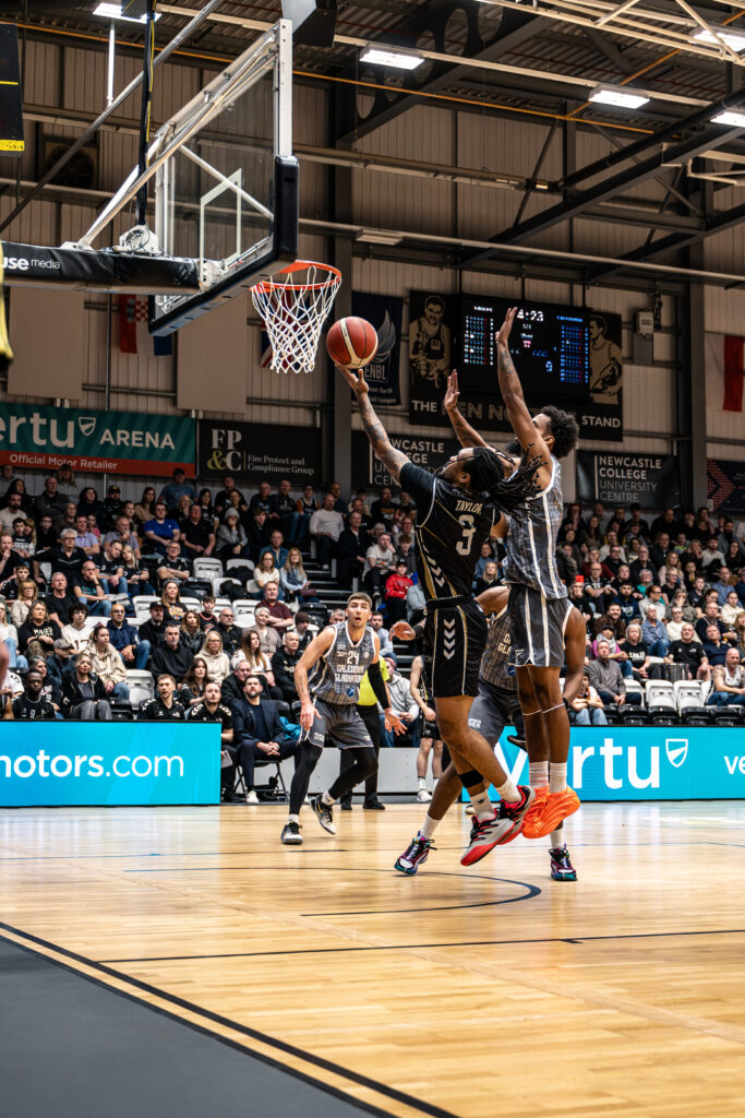 2025.12.28 - NEW v CAL (Abbie Orwin)-33