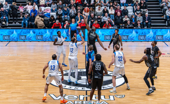 20260206 Newcastle Eagles v BK Olomoucko (Gary Forster) 0036-2